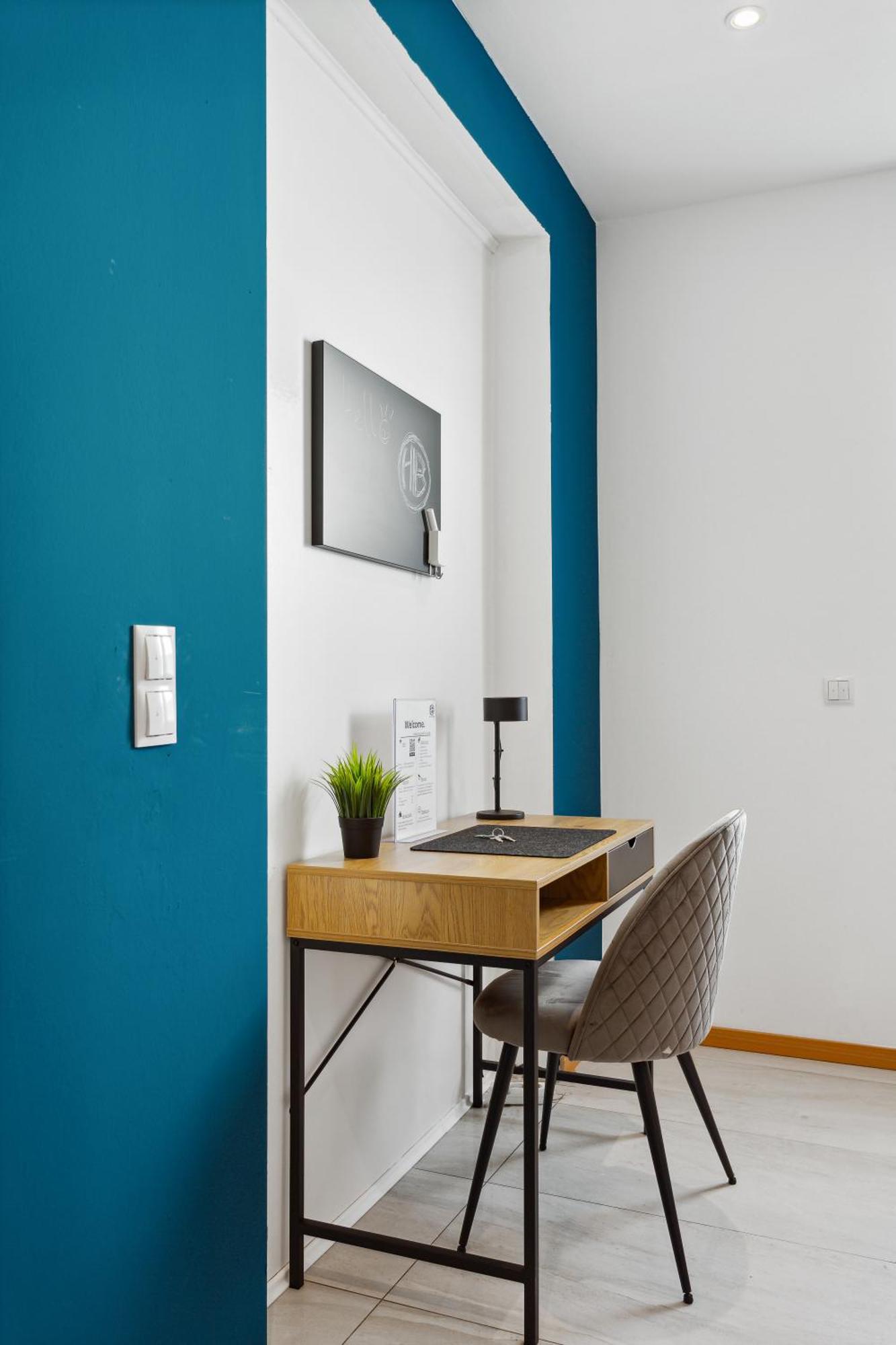 Gross, Modern, Vollausgestattet, Gemuetlich Mit Kueche Und Parkplatz Fuer Urlaub Oder Business Apartment Kettig Exterior photo